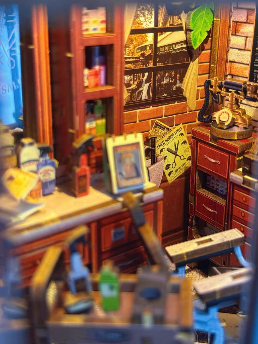 John’s Vintage Hair Salon Miniature Kit