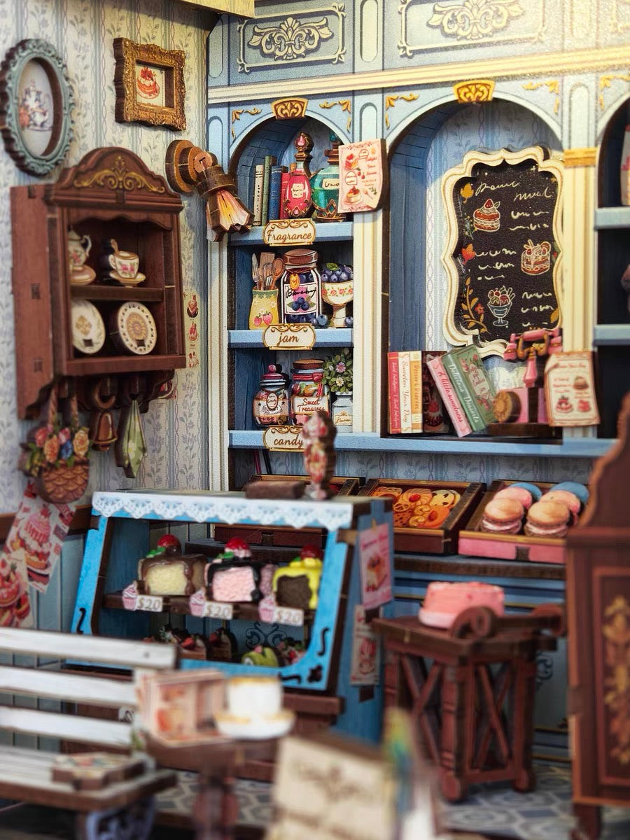 Sweet Marie Bakery Miniature Room Kit