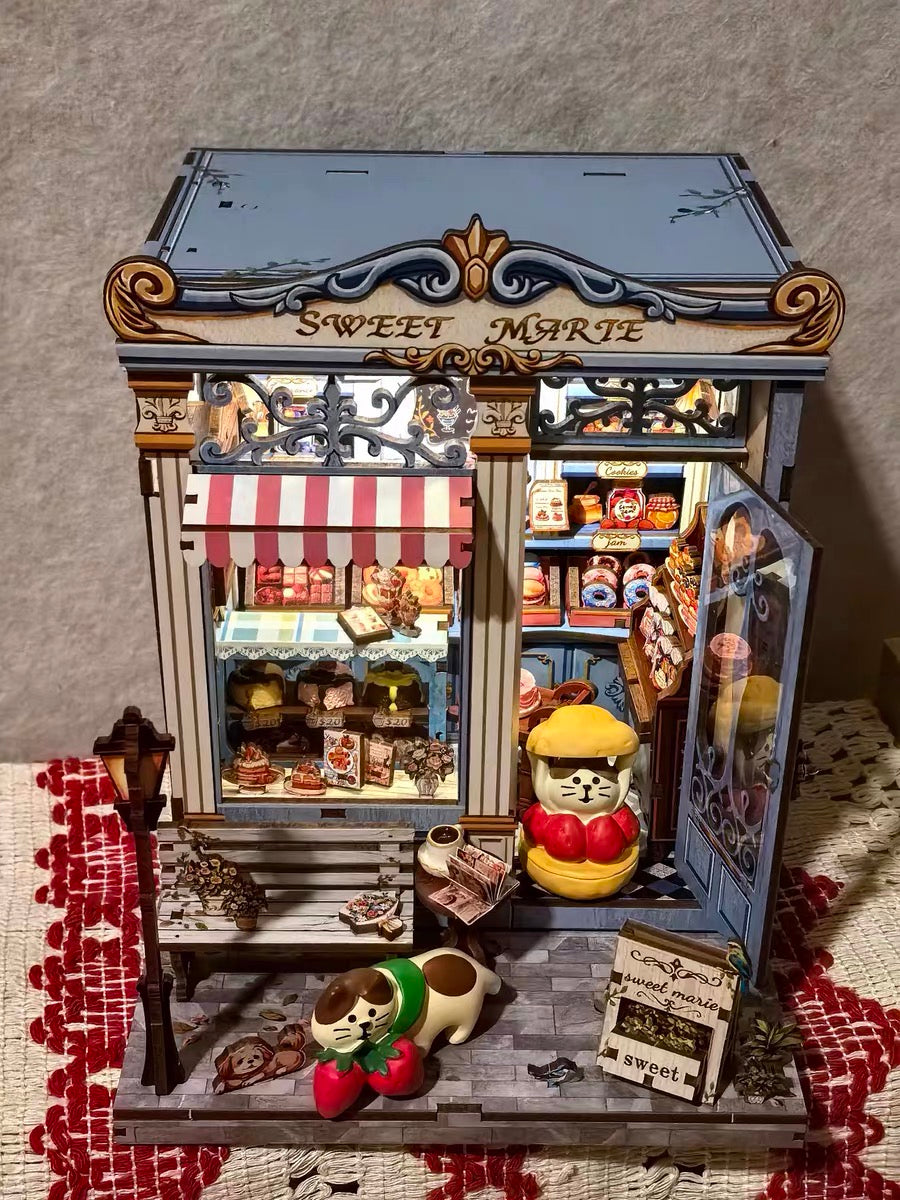 Sweet Marie Bakery Miniature Room Kit