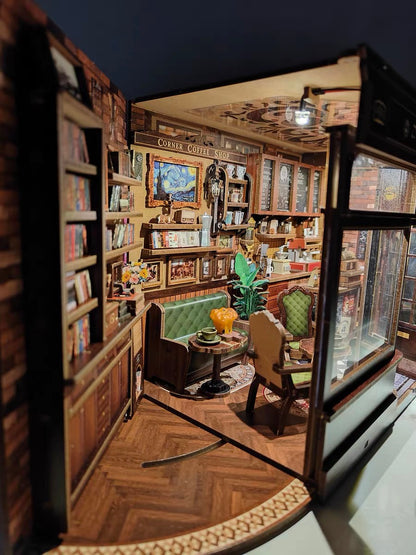Corner Coffee Shop – Classic Café Miniature Room Kit